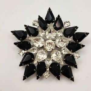 Vintage Flower Brooch Black Rhinestone Silver Daisy Brooch Pin Morning Pin